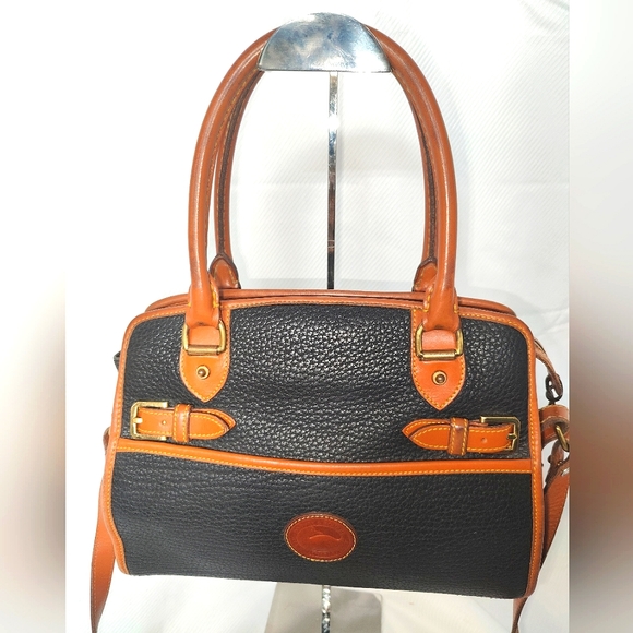 Dooney and Bourke "Whispers of Lace" Black All Weather Leather Shoulder/Hand Bag - Picture 4 of 16